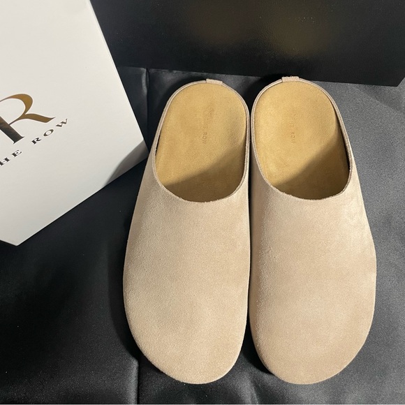 Women’s The Row Shoe With Box - Picture 3 of 6